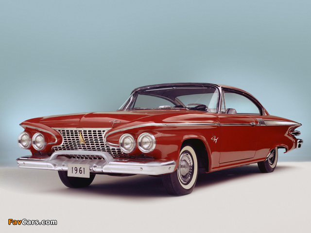 Images of Plymouth Fury Hardtop Coupe (332) 1961 (640 x 480)