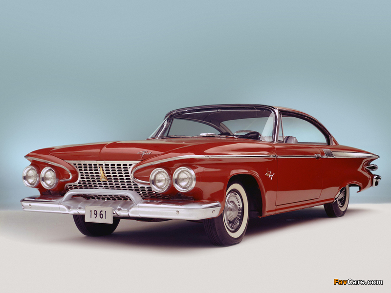 Images of Plymouth Fury Hardtop Coupe (332) 1961 (800 x 600)