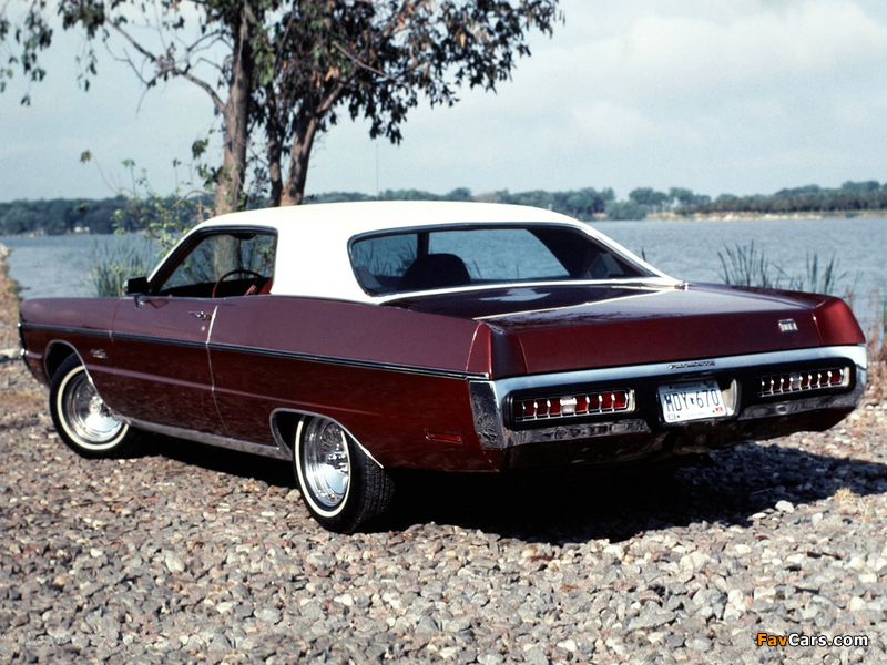 Photos of Plymouth Sport Fury Hardtop Coupe 1971 (800 x 600)