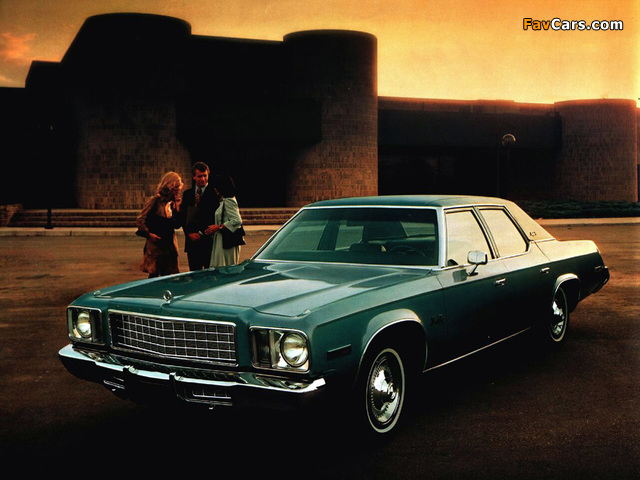 Pictures of Plymouth Gran Fury Brougham Sedan (PP41) 1976 (640 x 480)