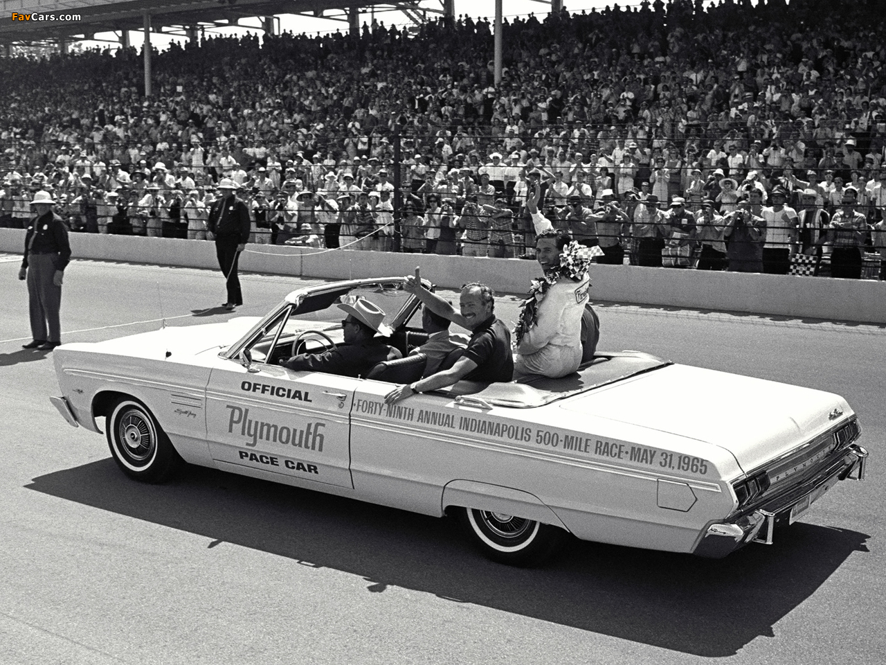 Plymouth Sport Fury Convertible Indy 500 Pace Car (P45) 1965 images (1280 x 960)