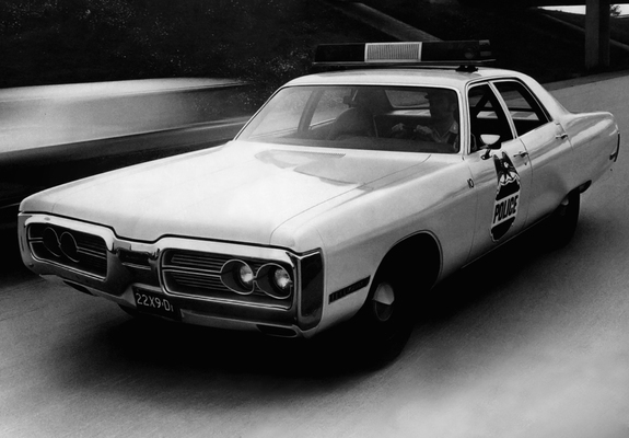 Plymouth Fury Sedan Police 1972 pictures