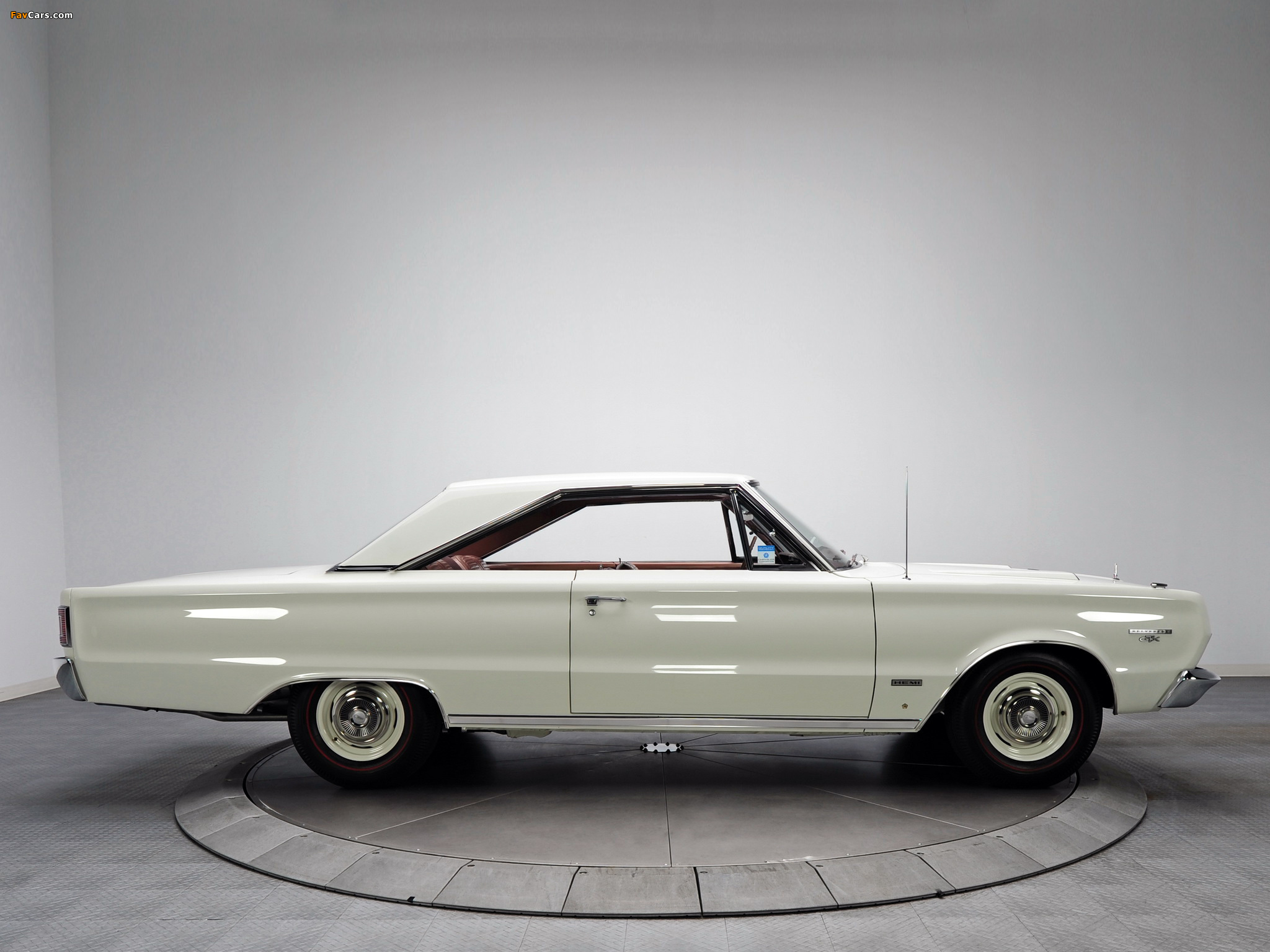 Images of Plymouth Belvedere GTX 426 Hemi 1967 (2048 x 1536)