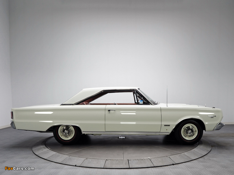 Images of Plymouth Belvedere GTX 426 Hemi 1967 (800 x 600)