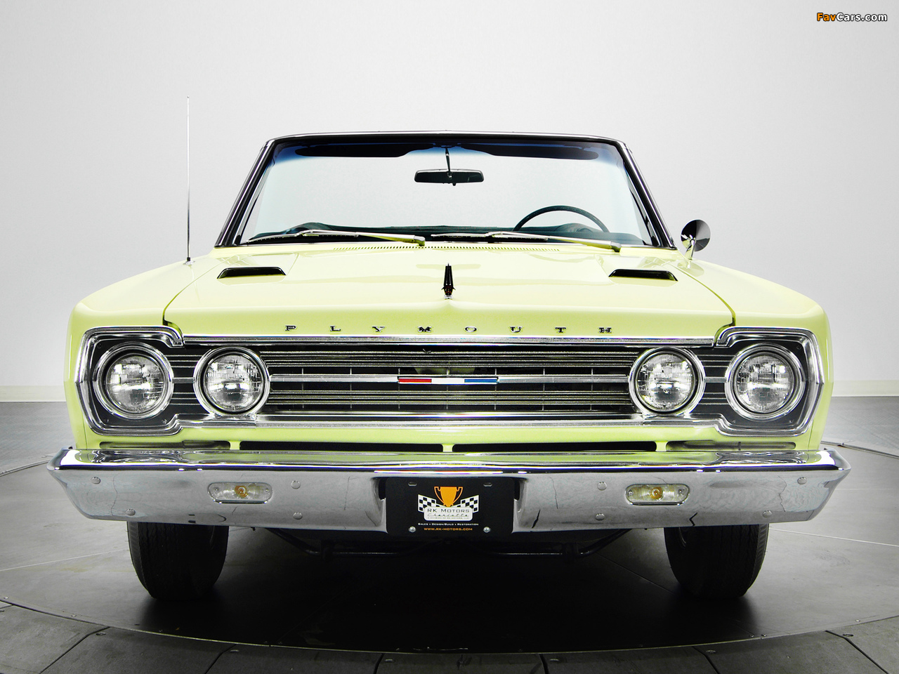 Images of Plymouth Belvedere GTX 426 Hemi Convertible 1967 (1280 x 960)