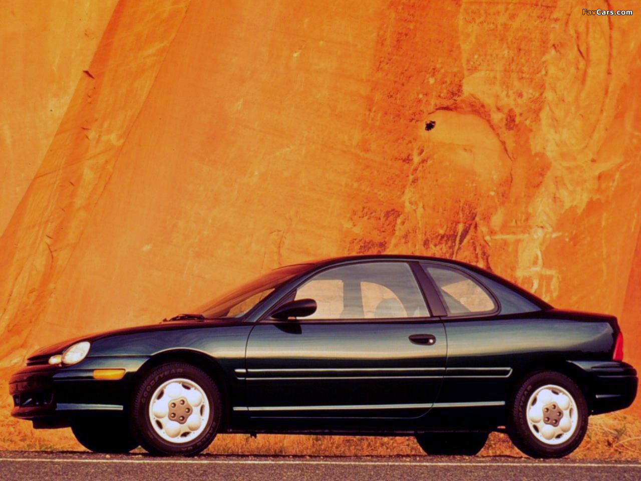Photos of Plymouth Neon Coupe 1994–99 (1280 x 960)