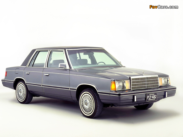 Plymouth Reliant 1981–85 images (640 x 480)