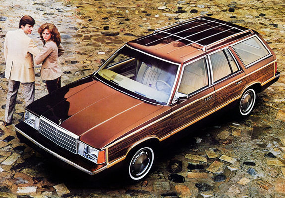 Plymouth Reliant SE Station Wagon (PP-45) 1982 images