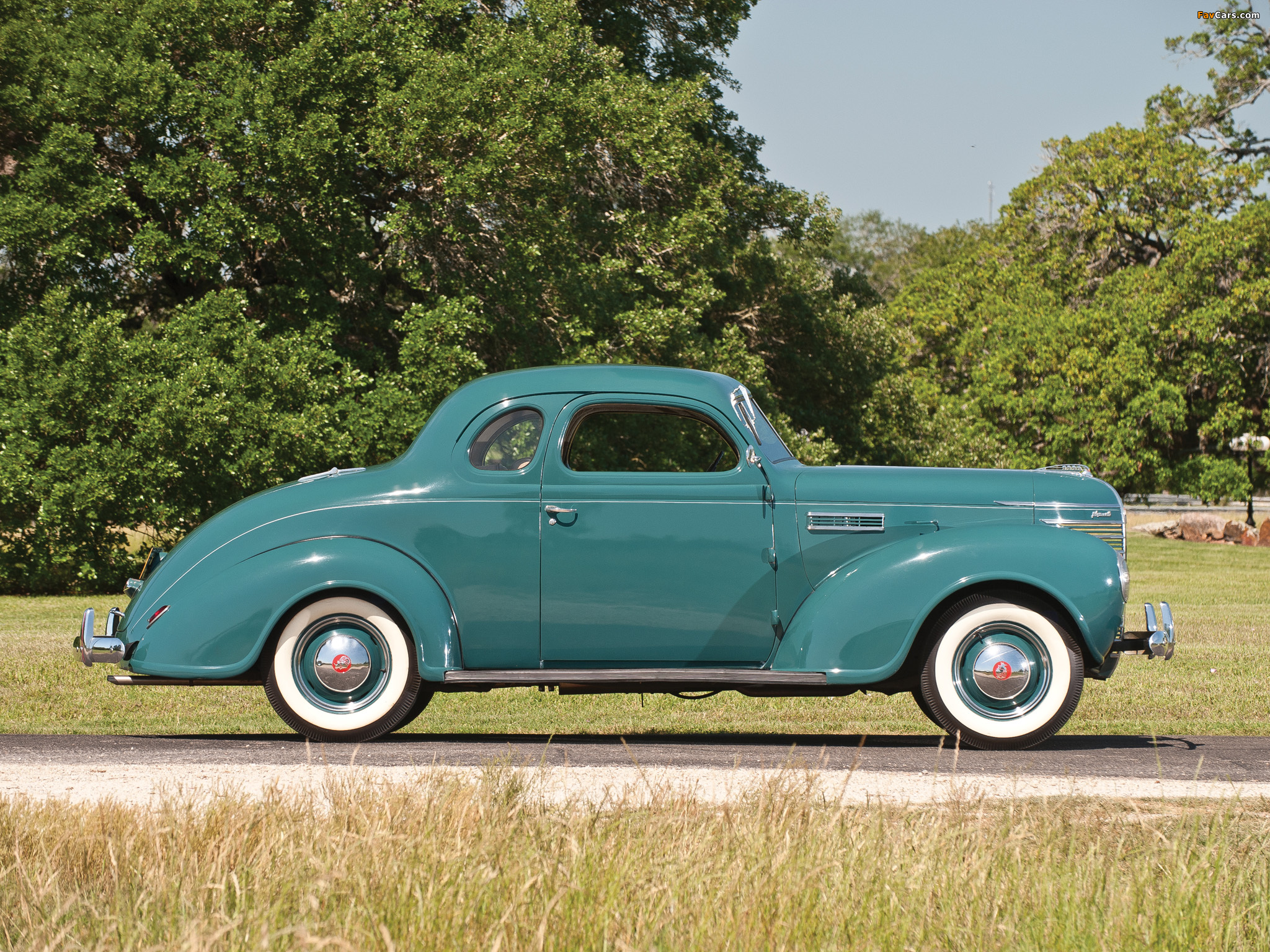 Photos of Plymouth Road King Business Coupe (P7) 1939 (2048 x 1536)
