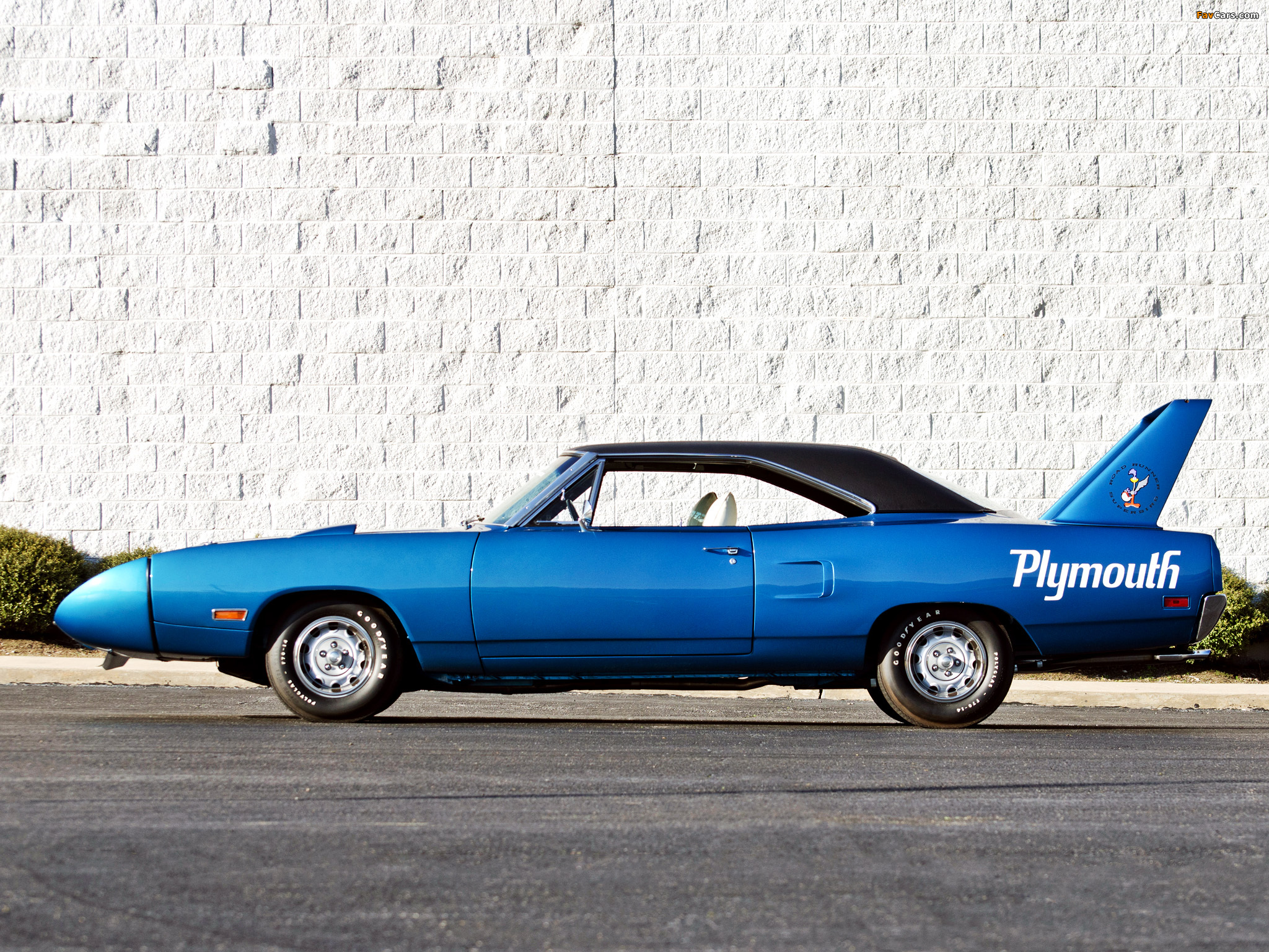 Photos of Plymouth Road Runner Superbird (RM23) 1970 (2048 x 1536)