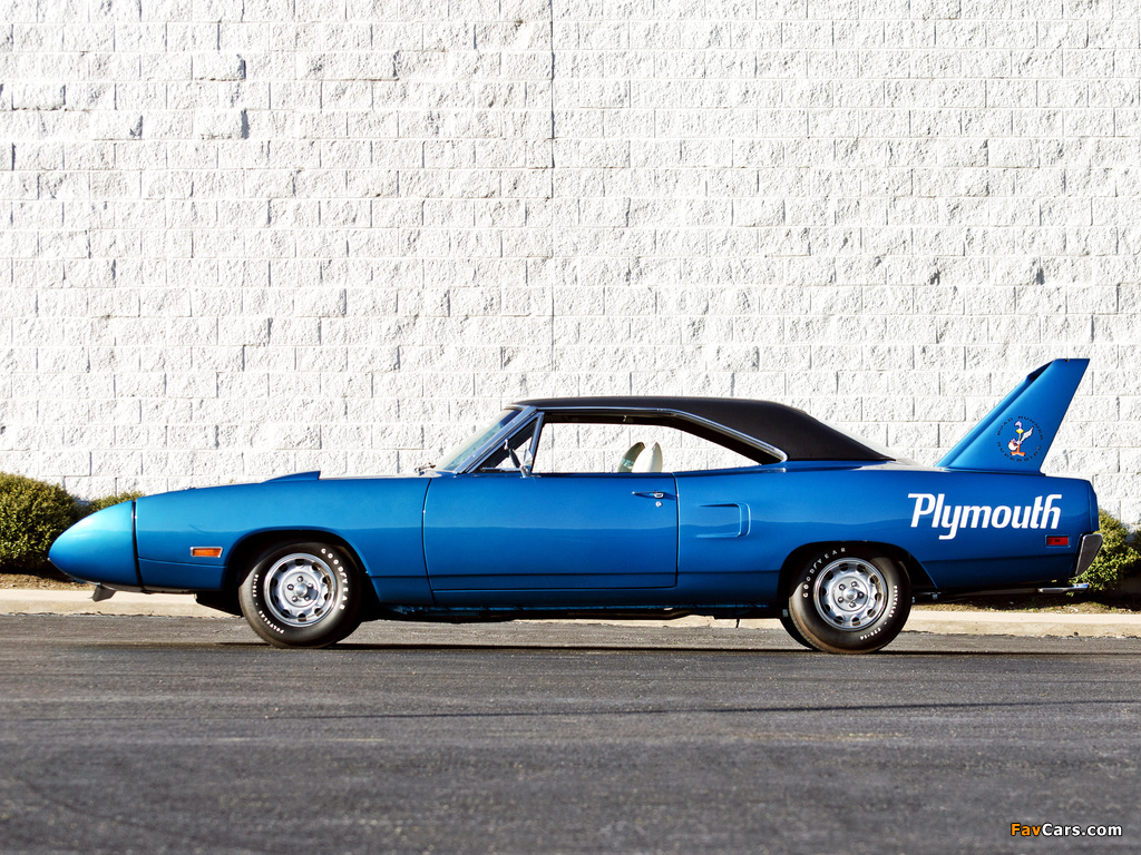Photos of Plymouth Road Runner Superbird (RM23) 1970 (1024 x 768)