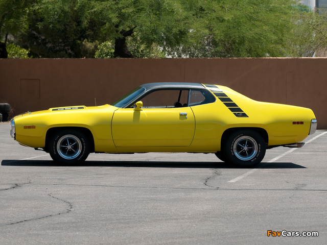 Images of Plymouth Road Runner 383 (RM23) 1971 (640 x 480)