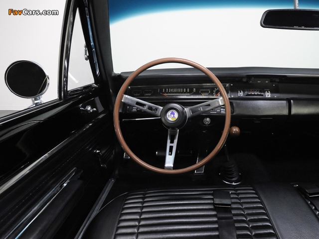 Photos of Plymouth Road Runner 426 Hemi Hardtop Coupe (RM23) 1969 (640 x 480)