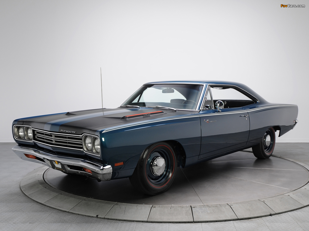 Pictures of Plymouth Road Runner 426 Hemi Hardtop Coupe (RM23) 1969 (1280 x 960)