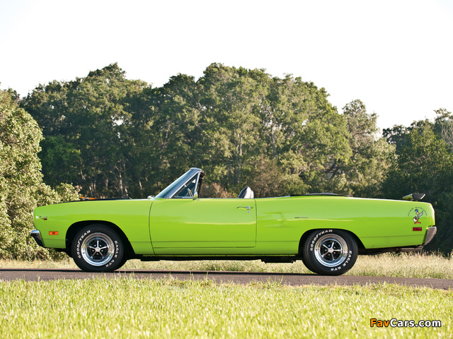 Pictures of Plymouth Road Runner Convertible (RM27) 1970 (640 x 480)
