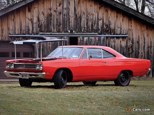 Plymouth Road Runner 440+6 Hardtop Coupe (A12) 1969 wallpapers (640 x 480)