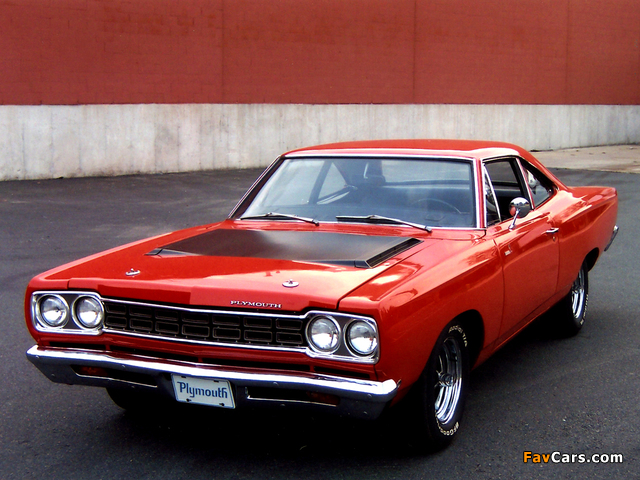 Plymouth Road Runner 1968 images (640 x 480)