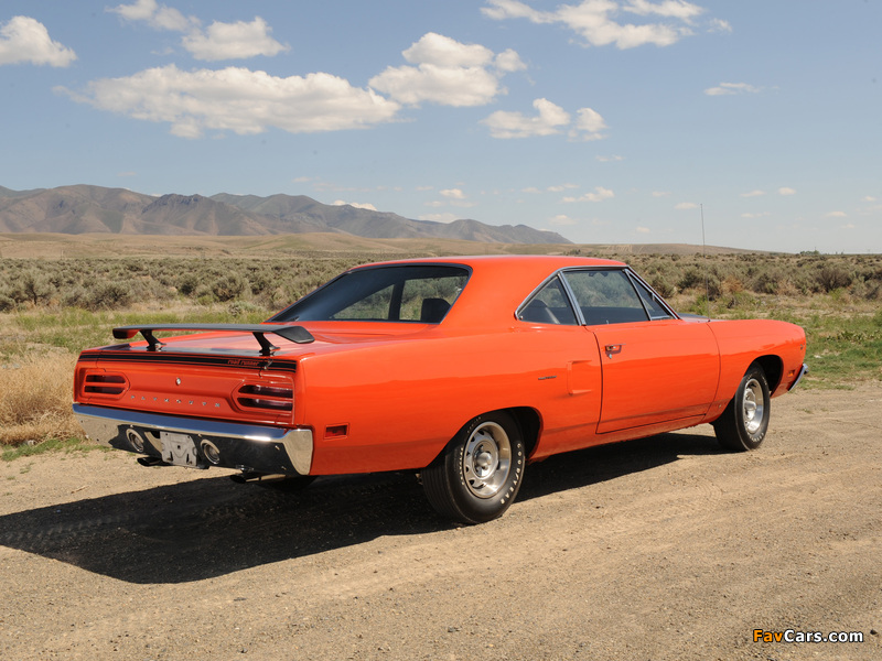 Plymouth Road Runner 1970 wallpapers (800 x 600)