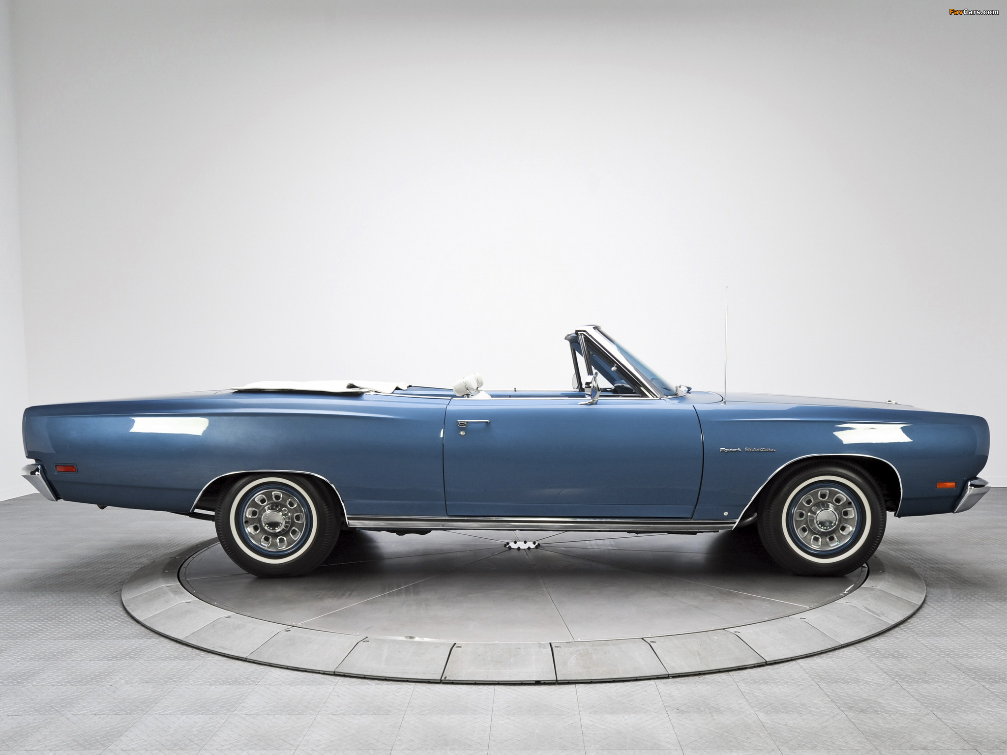 Photos of Plymouth Sport Satellite Convertible (RP27) 1969 (2048 x 1536)