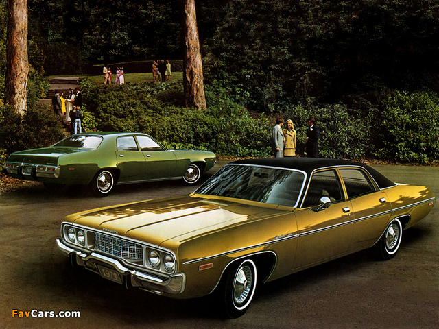 Plymouth Satellite Sedan & Custom Sedan 1973 photos (640 x 480)