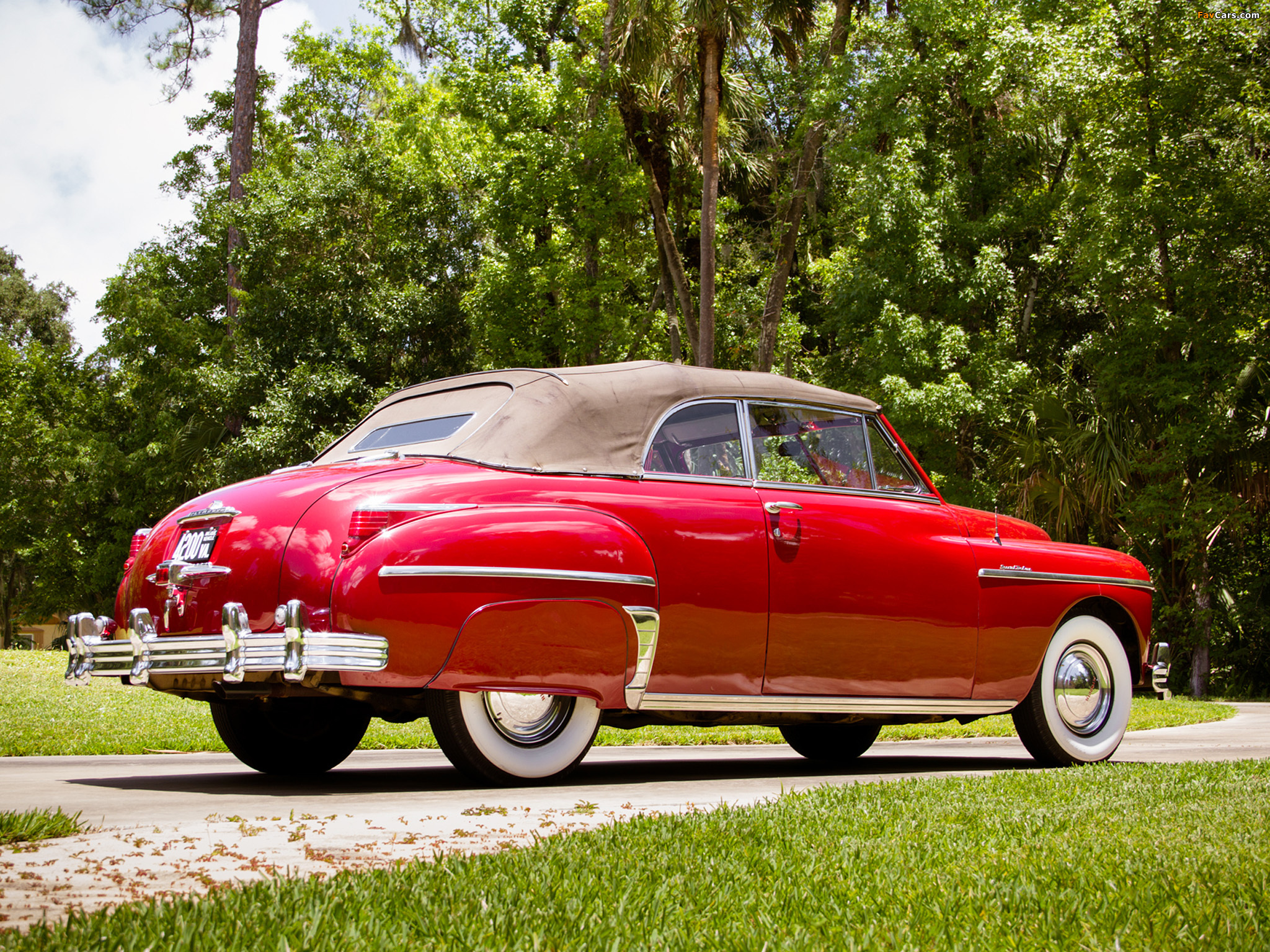 Photos of Plymouth Special DeLuxe Convertible (P18C) 1949 (2048 x 1536)