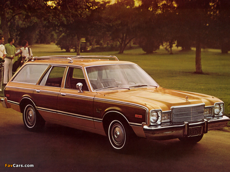 Photos of Plymouth Volare Premier Station Wagon (HH45) 1976–77 (800 x 600)