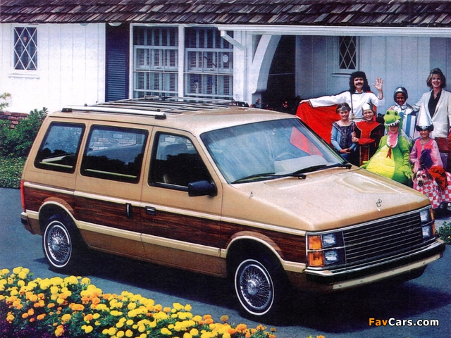 Plymouth Voyager 1984–87 images (640 x 480)