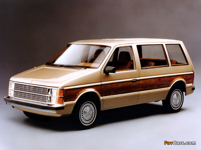 Plymouth Voyager 1984–87 pictures (640 x 480)