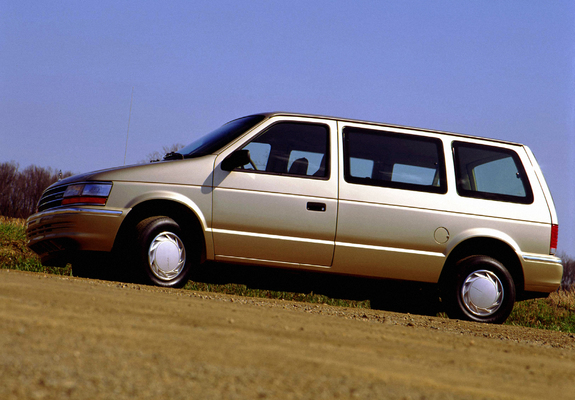 Plymouth Voyager 1991–95 images