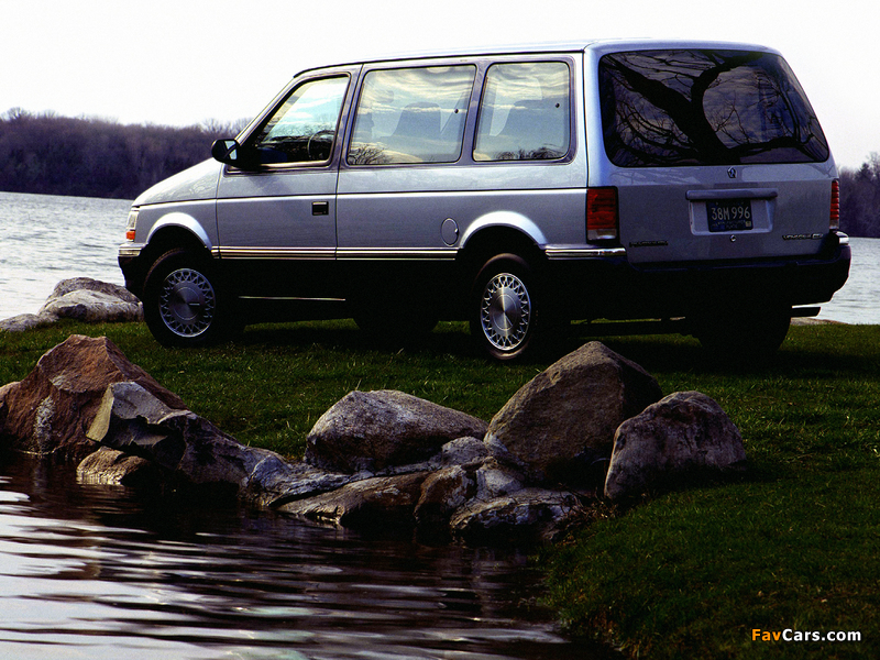 Plymouth Voyager 1991–95 wallpapers (800 x 600)
