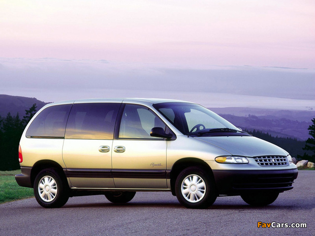 Plymouth Voyager 1995–2000 images (640 x 480)