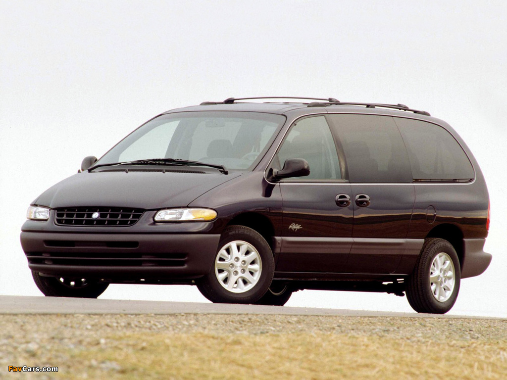 Plymouth Grand Voyager 1995–2000 photos (1024 x 768)