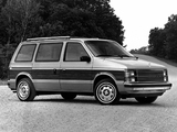 Plymouth Voyager 1984–87 wallpapers