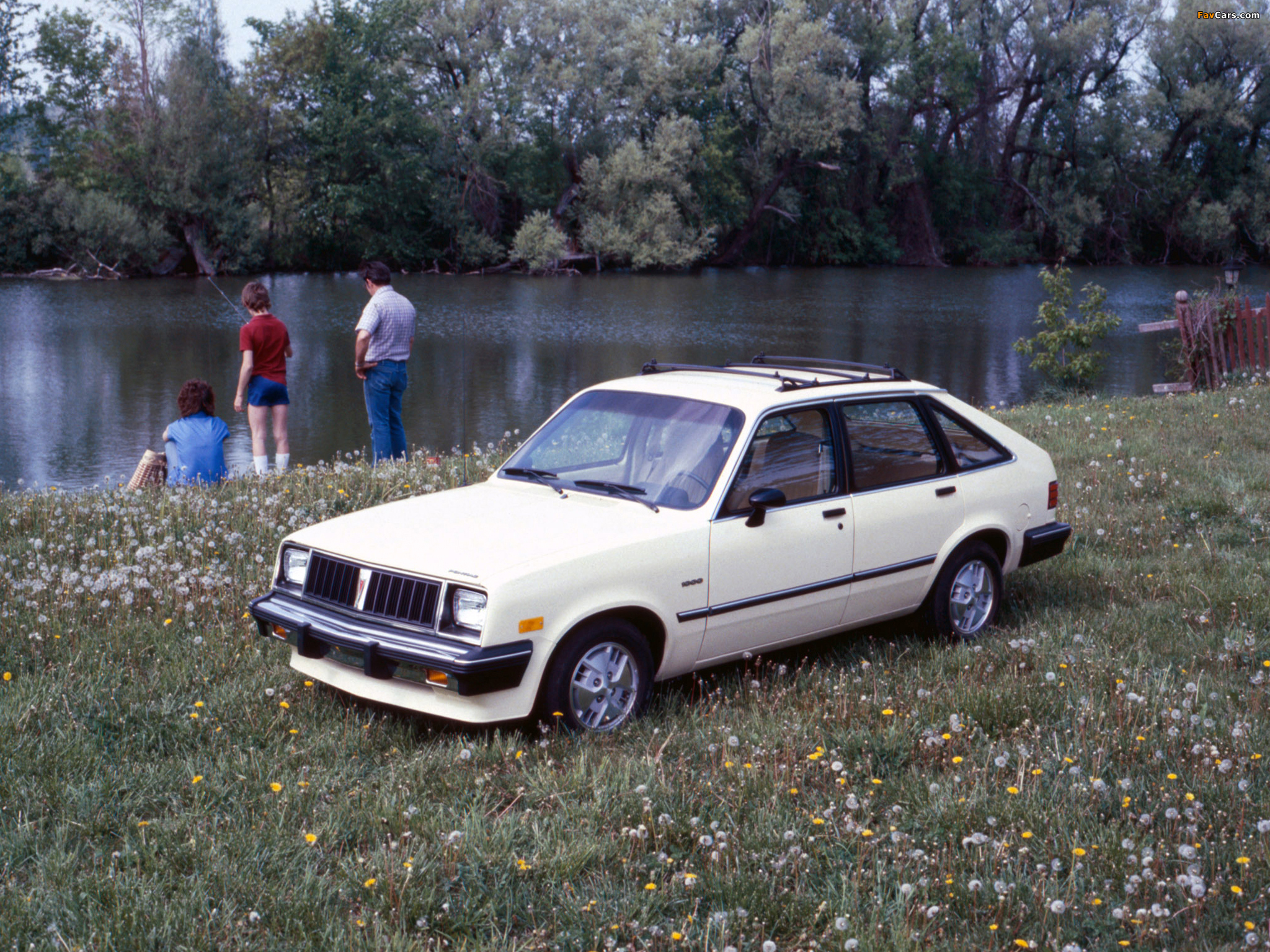 Pontiac 1000 5-door 1984–87 wallpapers (2048 x 1536)