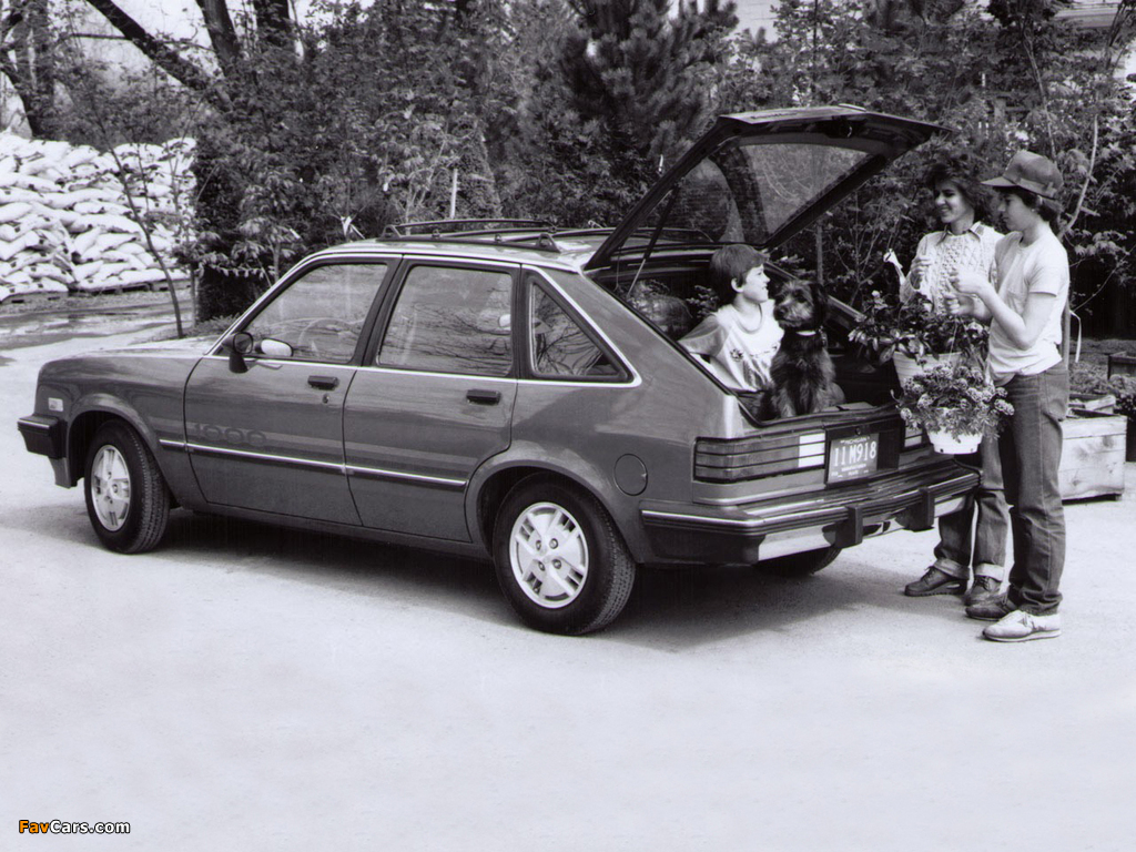 Pontiac 1000 5-door 1984–87 wallpapers (1024 x 768)