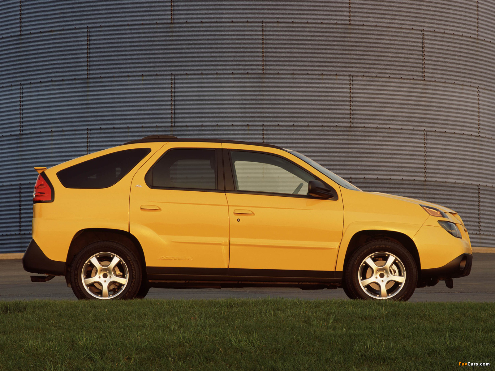 Photos of Pontiac Aztek 2002–05 (1600 x 1200)