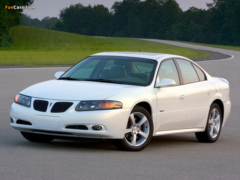 Photos of Pontiac Bonneville GXP 2004–05 (800 x 600)