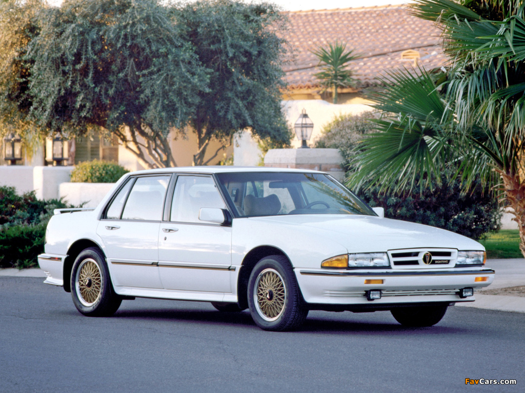 Pictures of Pontiac Bonneville SSE 1987–91 (1024 x 768)