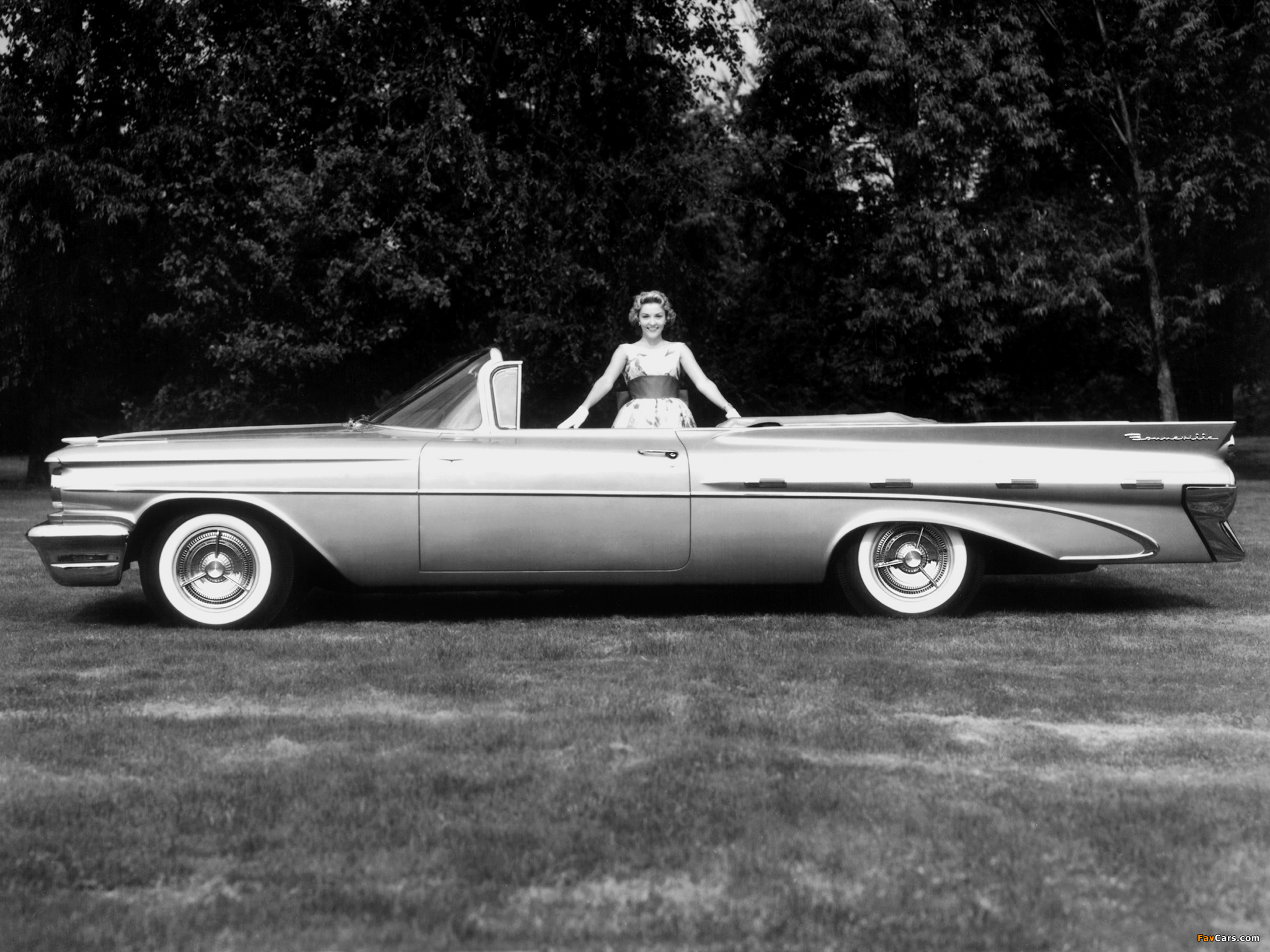 Pontiac Bonneville Convertible 1959 photos (2048 x 1536)