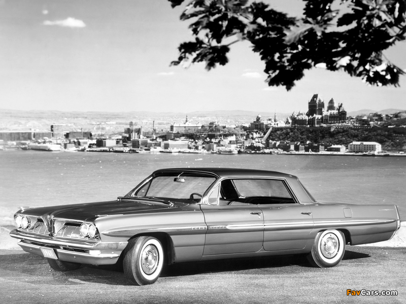 Pontiac Bonneville Vista Hardtop Sedan (2839) 1961 pictures (800 x 600)