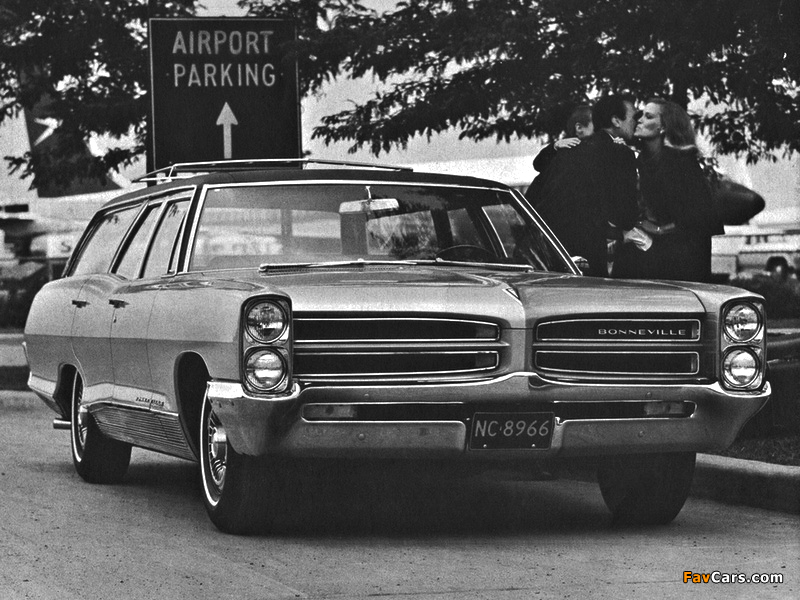 Pontiac Bonneville Safari Station Wagon (26245) 1966 images (800 x 600)