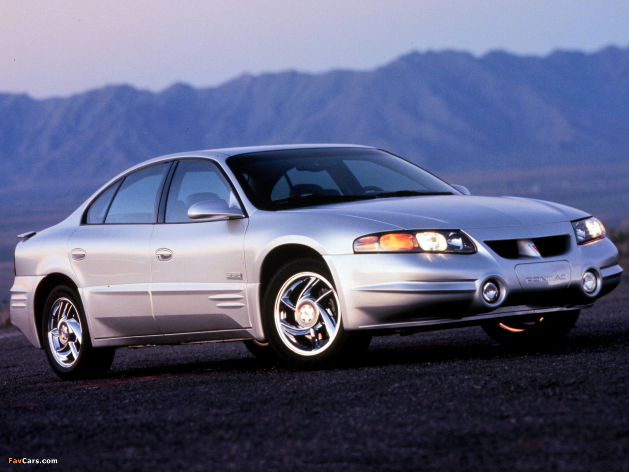 Pontiac Bonneville SSEi 2000–04 wallpapers (1280 x 960)