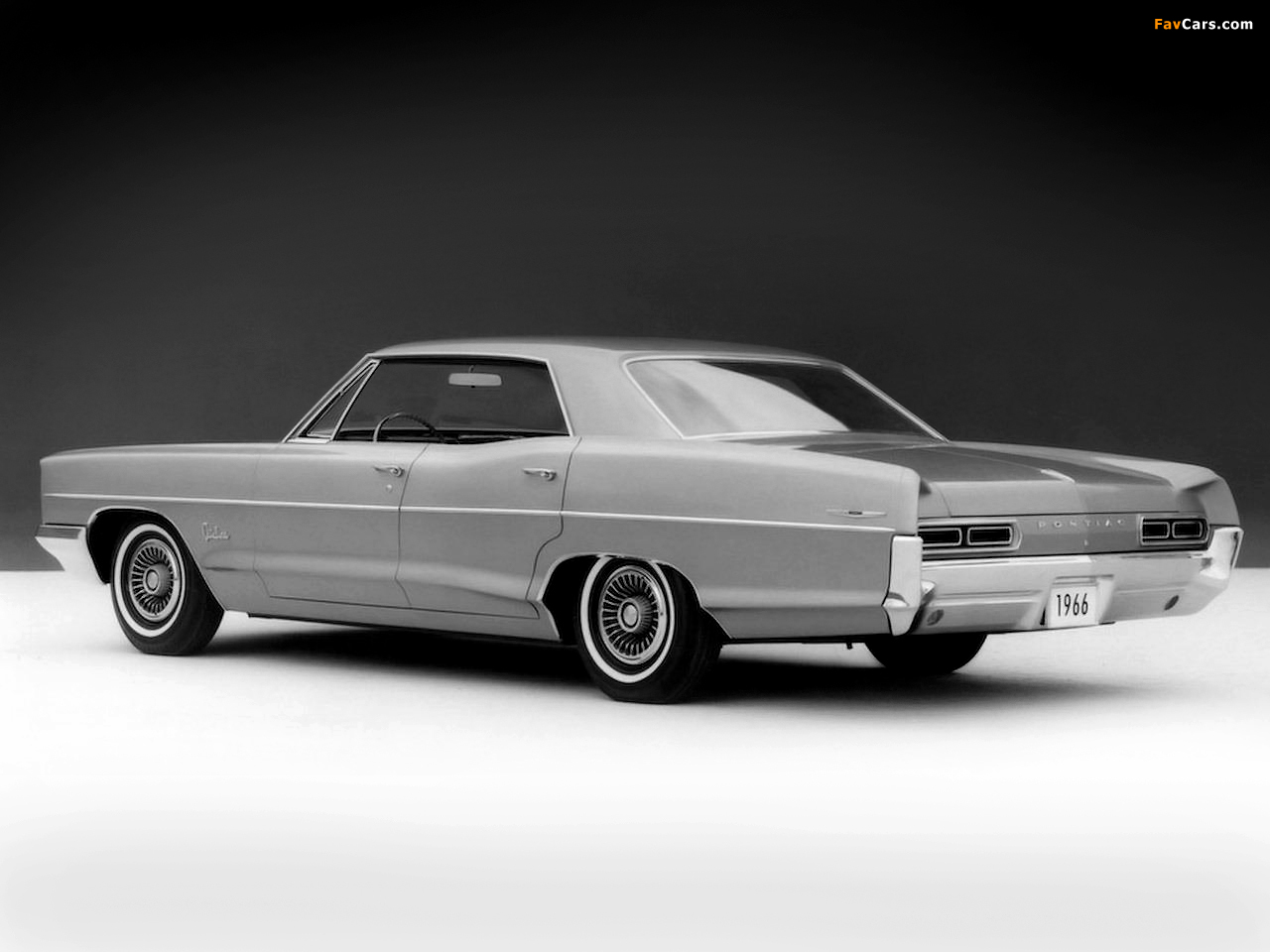 Pontiac Catalina Hardtop Sedan (25239) 1966 pictures (1280 x 960)