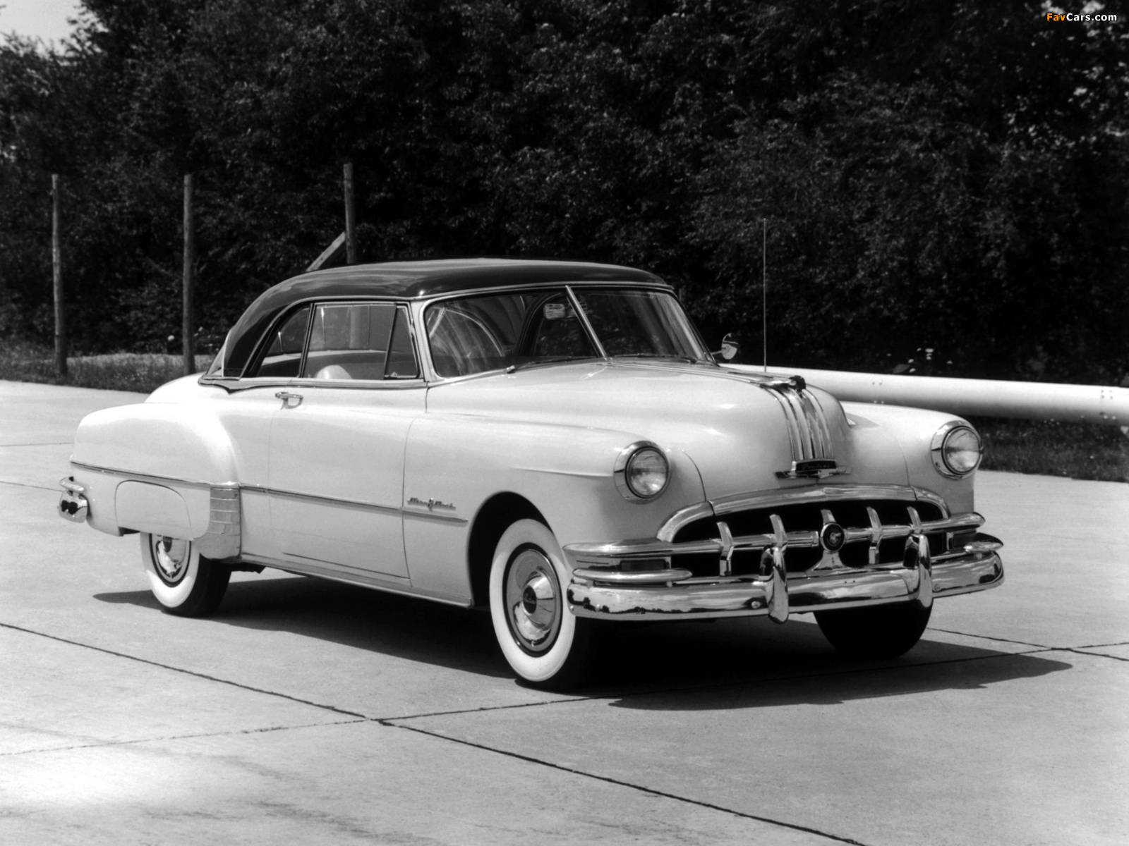 Photos of Pontiac Chieftain Convertible 1950 (1600 x 1200)