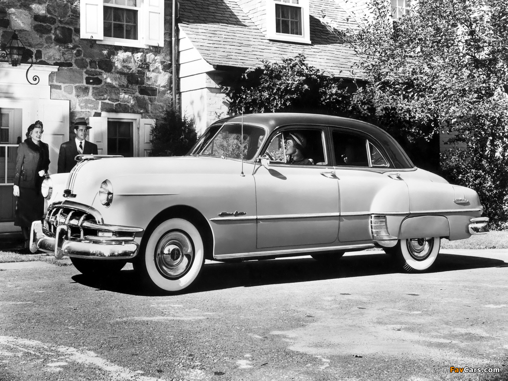 Pontiac Chieftain Deluxe Eight 4-door Sedan (2569D) 1950 pictures (1024 x 768)