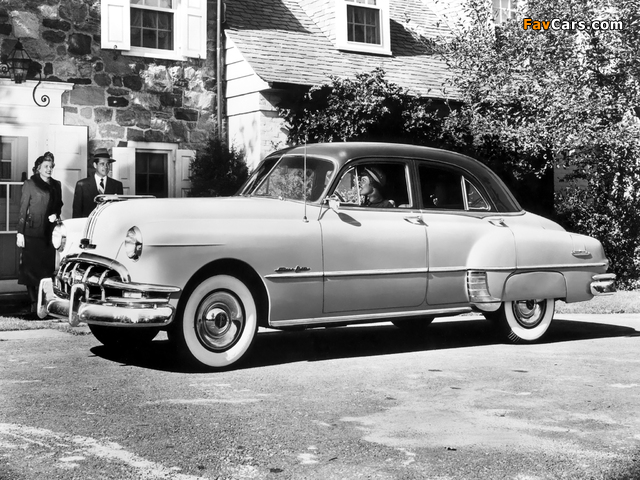 Pontiac Chieftain Deluxe Eight 4-door Sedan (2569D) 1950 pictures (640 x 480)