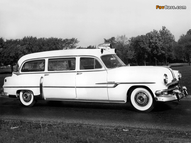 Pontiac Chieftain Guardian Ambulance by Superior 1953 wallpapers (640 x 480)