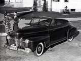 Images of Pontiac DeLuxe Six Convertible Coupe (2567) 1941