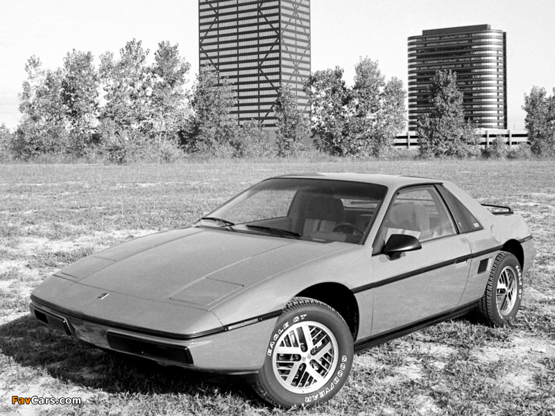 Images of Pontiac Fiero 1984–88 (800 x 600)