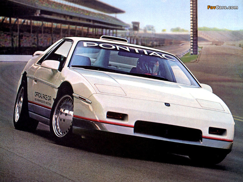 Photos of Pontiac Fiero Indy 500 Pace Car 1984 (800 x 600)